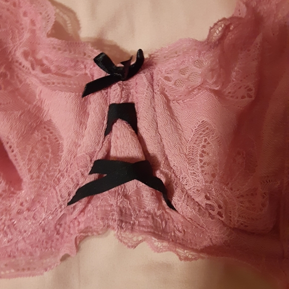 Cacique balconette bra 36D - Picture 2 of 3